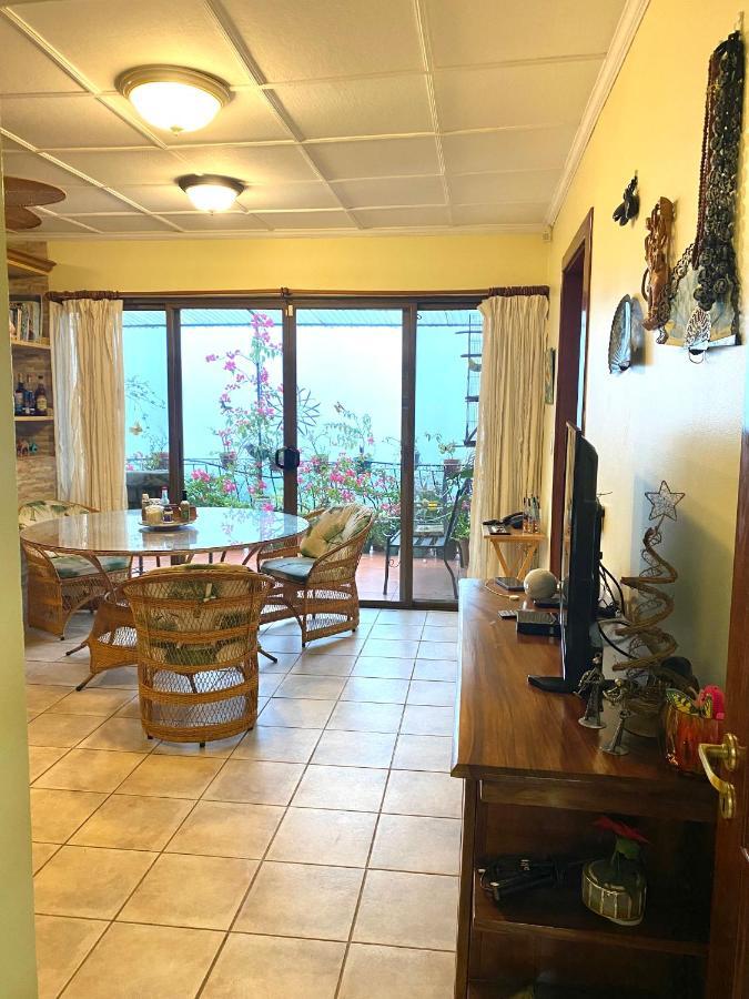 Vista Bella Rooms Escazu Екстер'єр фото
