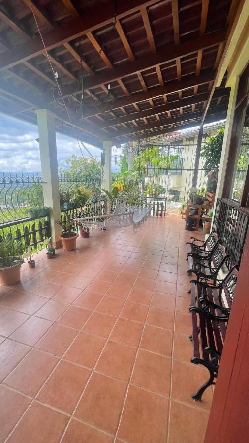 Vista Bella Rooms Escazu Екстер'єр фото