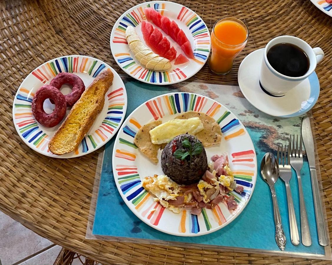 Vista Bella Rooms Escazu Екстер'єр фото